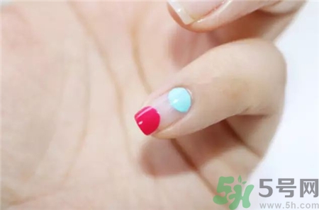 膠囊美甲怎么做?糖果色膠囊美甲的做法 膠囊美甲怎么做?糖果色膠囊美甲的做法