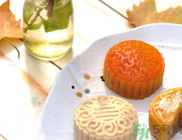 月餅一次吃多少比較好？月餅吃多了會(huì)怎樣？