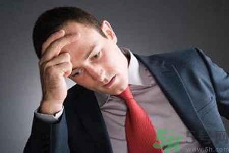 男性更年期的表現(xiàn)有哪些？怎么判斷男性更年期？