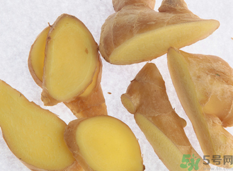 產后脫發吃什么好?治療產后脫發的小偏方 產后脫發吃什么好?治療產后脫發的小偏方