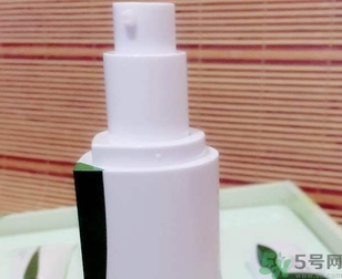 韓后茶蕊嫩白系列適合什么膚質？韓后茶蕊baby白適合敏感肌嗎？