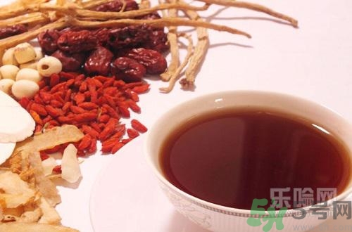 黃芪當歸可以泡水喝嗎？黃芪當歸泡水喝有什么功效？