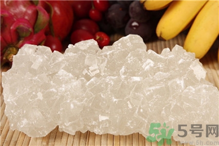 冰糖和白糖紅糖有什么區(qū)別？冰糖和普通糖有什么區(qū)別？