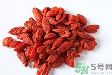 枸杞子泡酒可以壯陽嗎？枸杞子泡酒有副作用嗎？