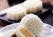 冰皮月餅和冰淇淋月餅有什么區(qū)別？冰皮月餅和冰淇淋月餅哪個好吃？