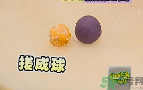 水晶月餅用的什么粉？水晶月餅的做法及配方