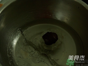 水晶月餅用的什么粉？水晶月餅的做法及配方