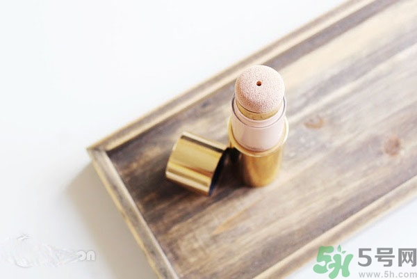 estee lauder氣墊粉底棒怎么樣？雅詩蘭黛氣墊粉底棒好用嗎？