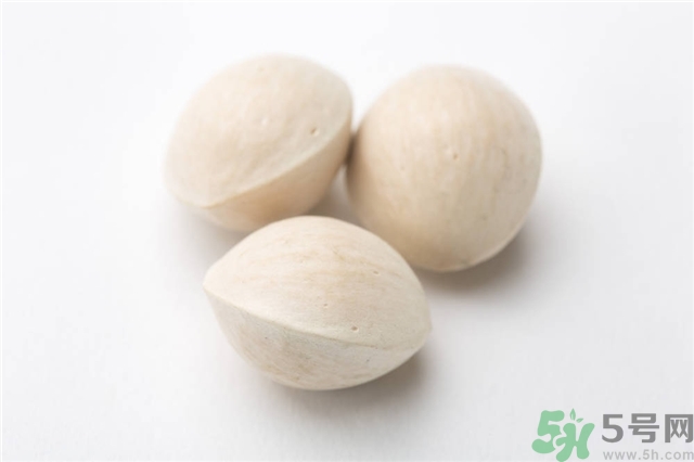 白果什么時候成熟？沒熟的白果能不能吃？