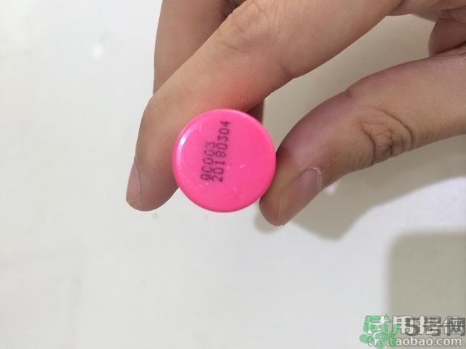 夢妝唇膏筆怎么用?夢妝唇膏筆使用方法。