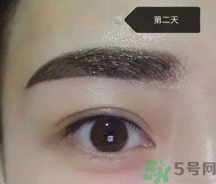 紋眉后多久恢復(fù)自然？紋眉多久能變得自得自然？