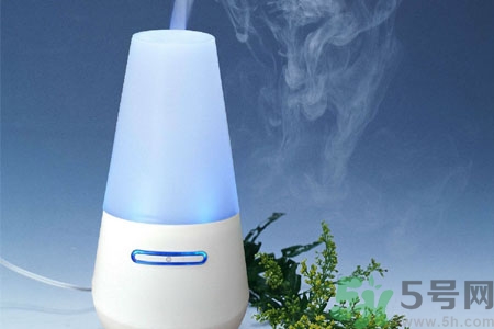 加濕器里可以加精油嗎？加濕器里可以加醋嗎？