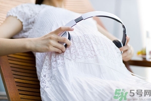 科學的胎教方法有哪些？怎么胎教培養聰明寶寶？