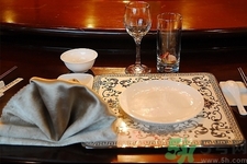 開水燙餐具能消毒嗎？高溫能消毒餐具嗎？