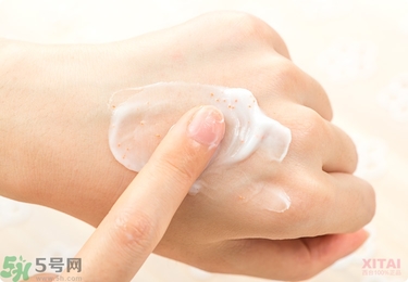 資生堂護(hù)手霜怎么樣？資生堂護(hù)手霜100g紅罐好用嗎？