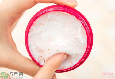 資生堂護(hù)手霜怎么樣？資生堂護(hù)手霜100g紅罐好用嗎？