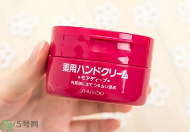 資生堂護(hù)手霜怎么樣？資生堂護(hù)手霜100g紅罐好用嗎？