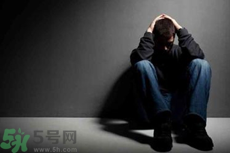 抑郁癥的表現有哪些？抑郁癥和遺傳有關系嗎？