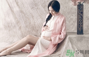 懷孕一個月胃不舒服怎么辦？懷孕一個月胃不舒服吃什么？