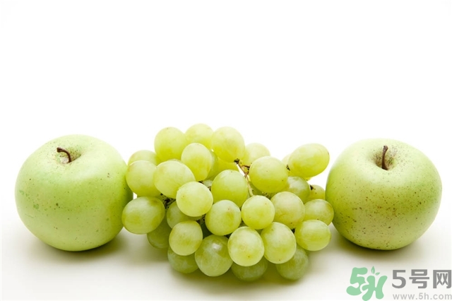 葡萄和蘋果可以一起吃嗎？葡萄和蘋果可以一起榨汁嗎？