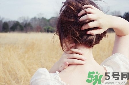 夏天曬黑了多久恢復(fù)？夏天曬黑了怎么白回來？
