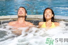 早上泡溫泉好嗎？一天什么時(shí)間泡溫泉最好？