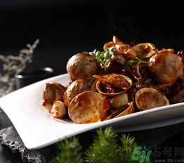 蜆子黑色東西是什么？蜆子肉里面黑色的東西能吃嗎？