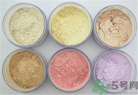 頭發油可以用散粉嗎?散粉可以去頭發油嗎?