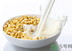 豆漿粉有營養嗎？豆漿粉結塊還能喝嗎？