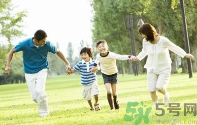 父親對孩子的影響有多大？父親對孩子的陪伴重要嗎？