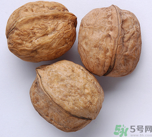 干核桃可以保存多久？干核桃能放多久？