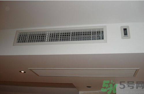 秋天空調(diào)開什么溫度最好？秋天空調(diào)開多少度合適？