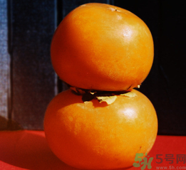 女人吃柿子有什么好處？女人吃柿子好嗎？