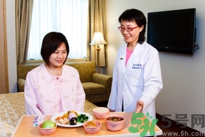 產(chǎn)后如何恢復(fù)身材？產(chǎn)后如何坐月子？