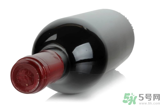 葡萄酒不能和什么一起吃？葡萄酒和什么食物相克？