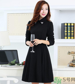 十月份可以穿裙子嗎？十月份穿什么衣服合適？