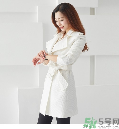 十月份可以穿風衣嗎？風衣什么時候穿？