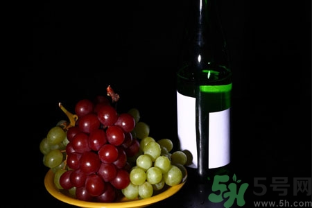 紅酒開瓶后能放多久？開瓶后的葡萄酒能放多久？