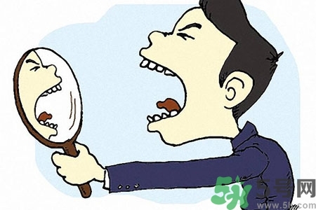 吃口香糖會口臭嗎？吃了口香糖為什么口還很臭？
