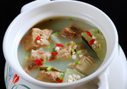 排骨可以和什么一起燉湯？排骨和什么一起燉好吃？
