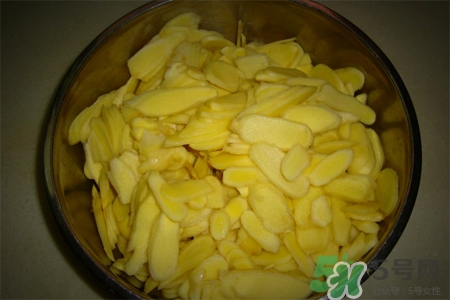 生姜水能洗頭發嗎？姜湯洗頭發有什么好處？