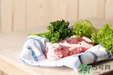 冬天沒有冰箱肉可以放幾天？生肉沒有冰箱怎么保存？