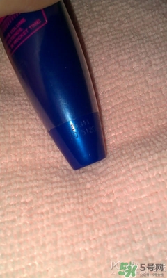 美寶蓮飛箭睫毛膏多少錢？美寶蓮藍(lán)胖子睫毛膏多少錢？