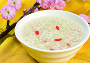 米酒能下奶嗎？產(chǎn)婦喝米酒能下奶嗎？