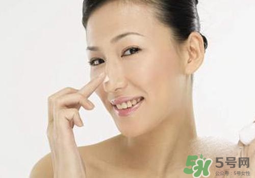 綿羊油可以搽臉嗎？綿羊油可不可以搽臉？