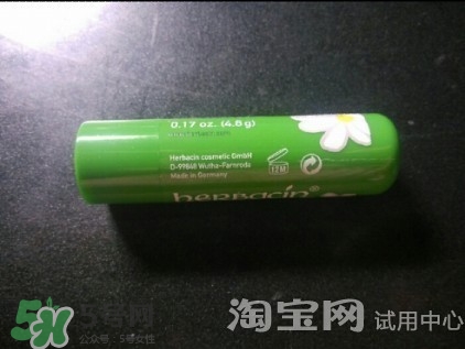 小甘菊唇膏小孩能用嗎？herbacin賀本清小甘菊唇膏小孩可以用嗎？