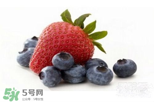 長痘痘補充什么維生素？長痘痘補充維生素b嗎？