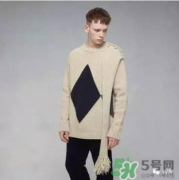 孔劉穿的什么衣服？孔劉衣服同款