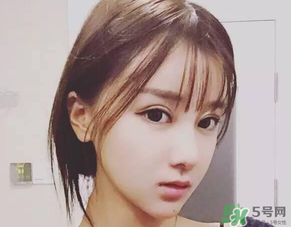 素顏霜什么時候涂？素顏霜怎么涂均勻？