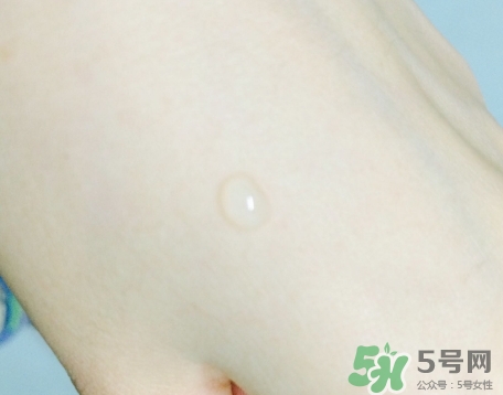 esthe dew伊詩露適合什么年齡？伊詩露適合什么膚質？